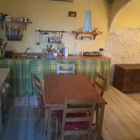 Casetta Nel Centro Di San Valentino